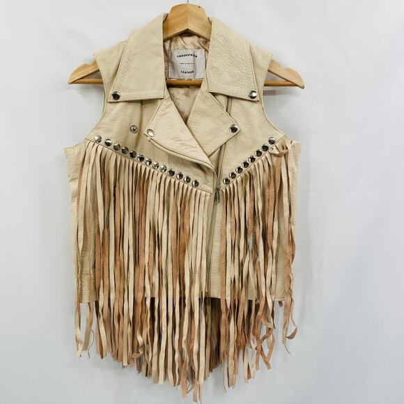 Understated Leather cream peace sign studded fringe vest - Picture 2 of 5